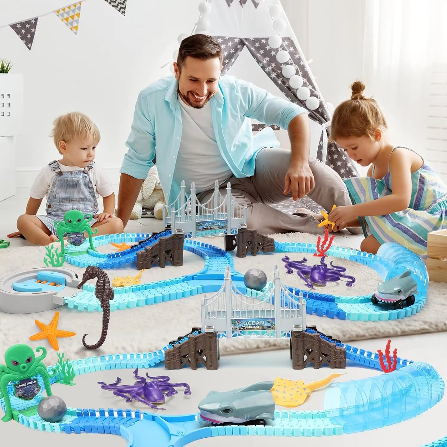 Shark-Inspired Flexible Race Car Track Set for Children Aged 3 and Above - Encouraging STEM Learning with Bendable Racetrack Vehicles