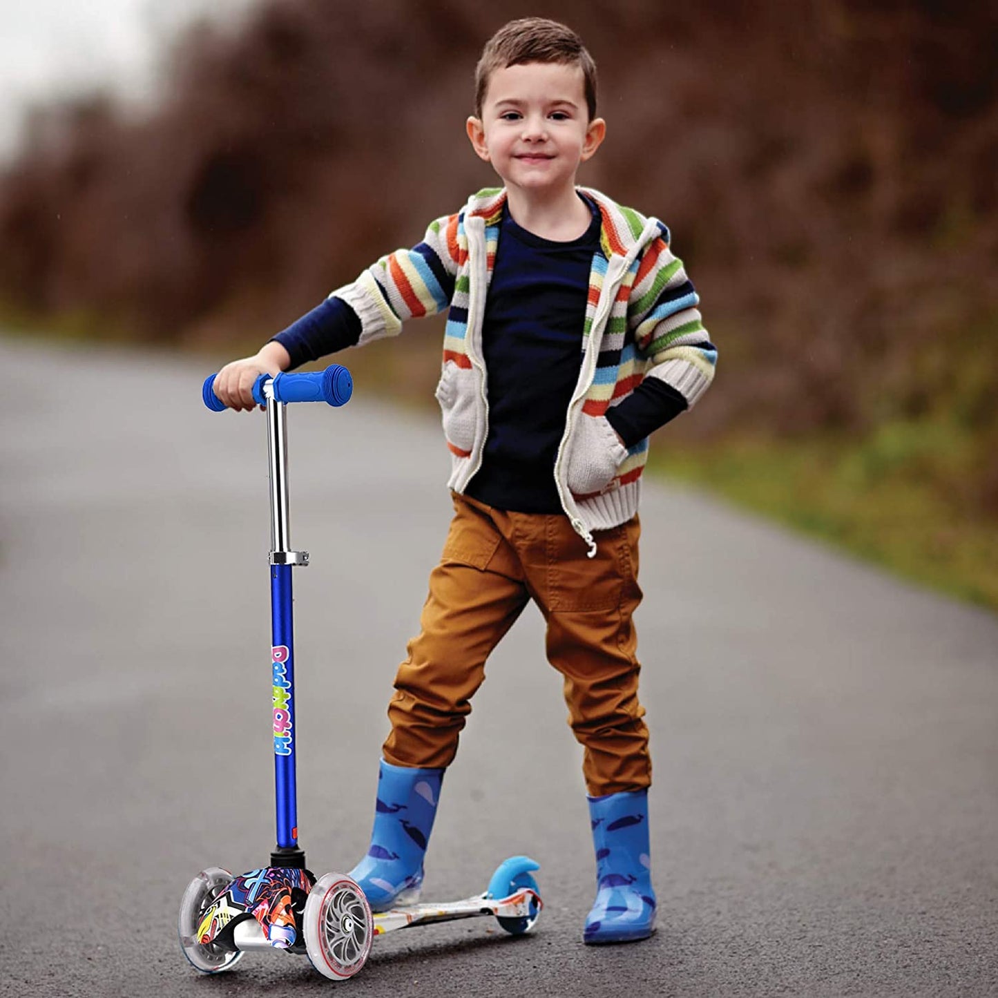 3-Wheel Kick Scooter for Children Aged 3-6, Featuring Light-Up Wheels for Boys and Girls