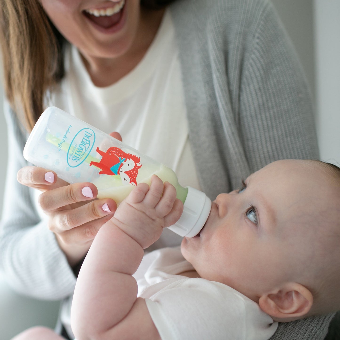 Natural Flow Anti-Colic Options+ Narrow Baby Bottle, Fox & Lion Design, 8 oz (250 ml), Level 1 Slow Flow Nipple, BPA-Free, Suitable for Newborns, Set of 2