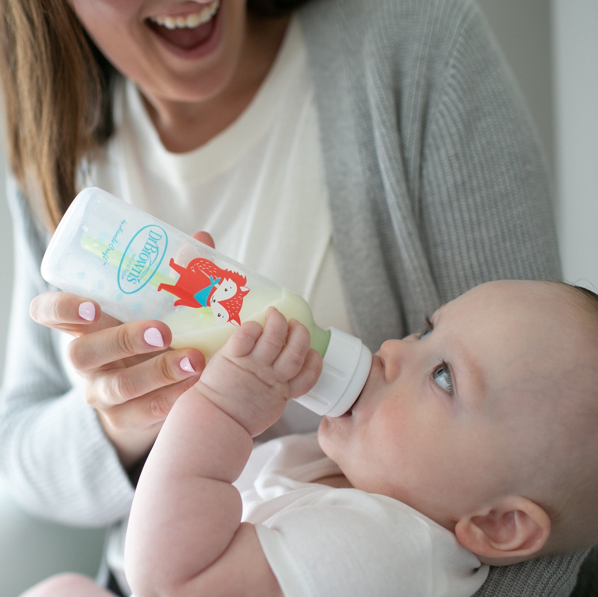 Natural Flow Anti-Colic Options+ Narrow Baby Bottle, Fox & Lion Design, 8 oz (250 ml), Level 1 Slow Flow Nipple, BPA-Free, Suitable for Newborns, Set of 2