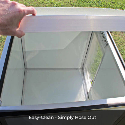 Cozycube Insulated Dog House with Coldroom Panel
