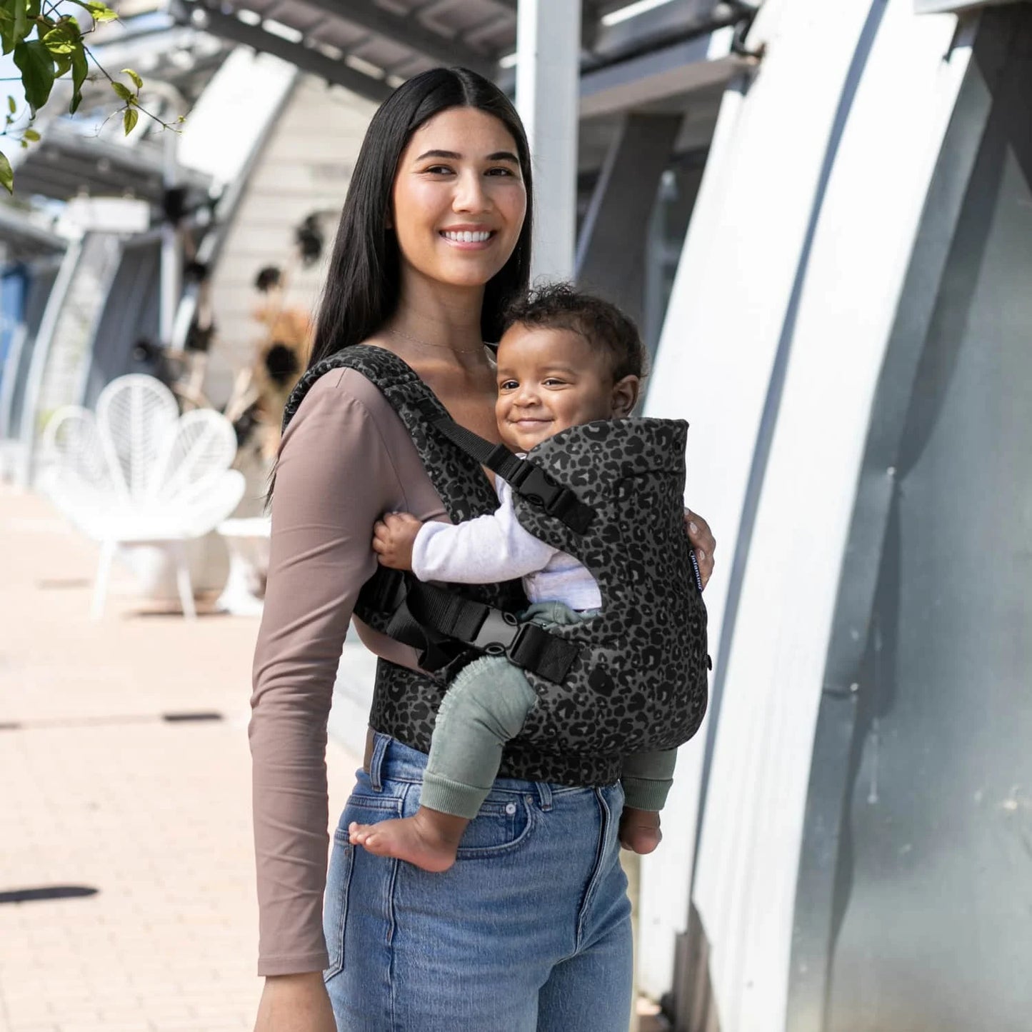 4-in-1 Convertible Baby Carrier - Unisex Multi-Position Design for Infants (0+ Months, 8-32 lbs) in Black and Gray Leopard Print