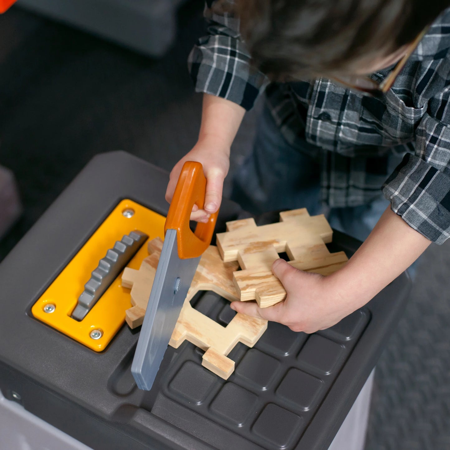 Toddler Workshop Utility Bench with 76-Piece Tool Set