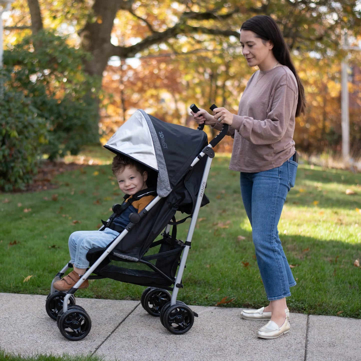 Summer Infant 3Dlite Compact and Lightweight Convenience Stroller