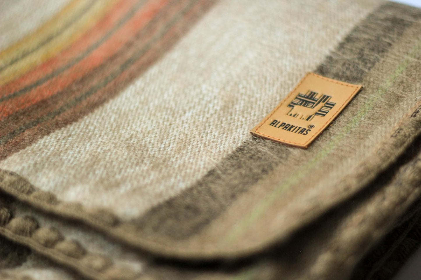 Alpaca Wool Queen Size Blanket - Lightweight and Warm Throw for Couch or Outdoor Use - 87 x 64 Inches (Brown)