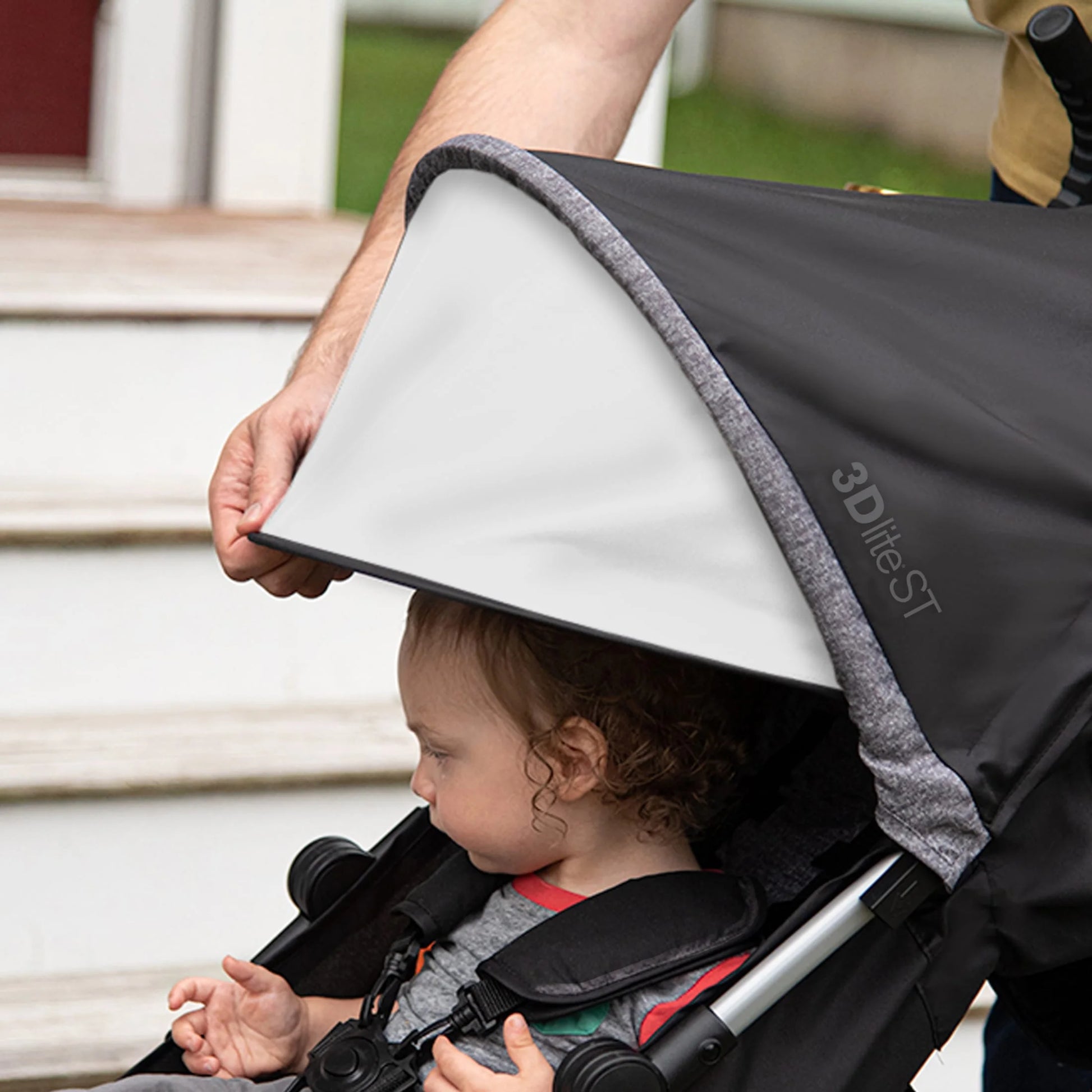 Summer Infant 3Dlite Compact and Lightweight Convenience Stroller