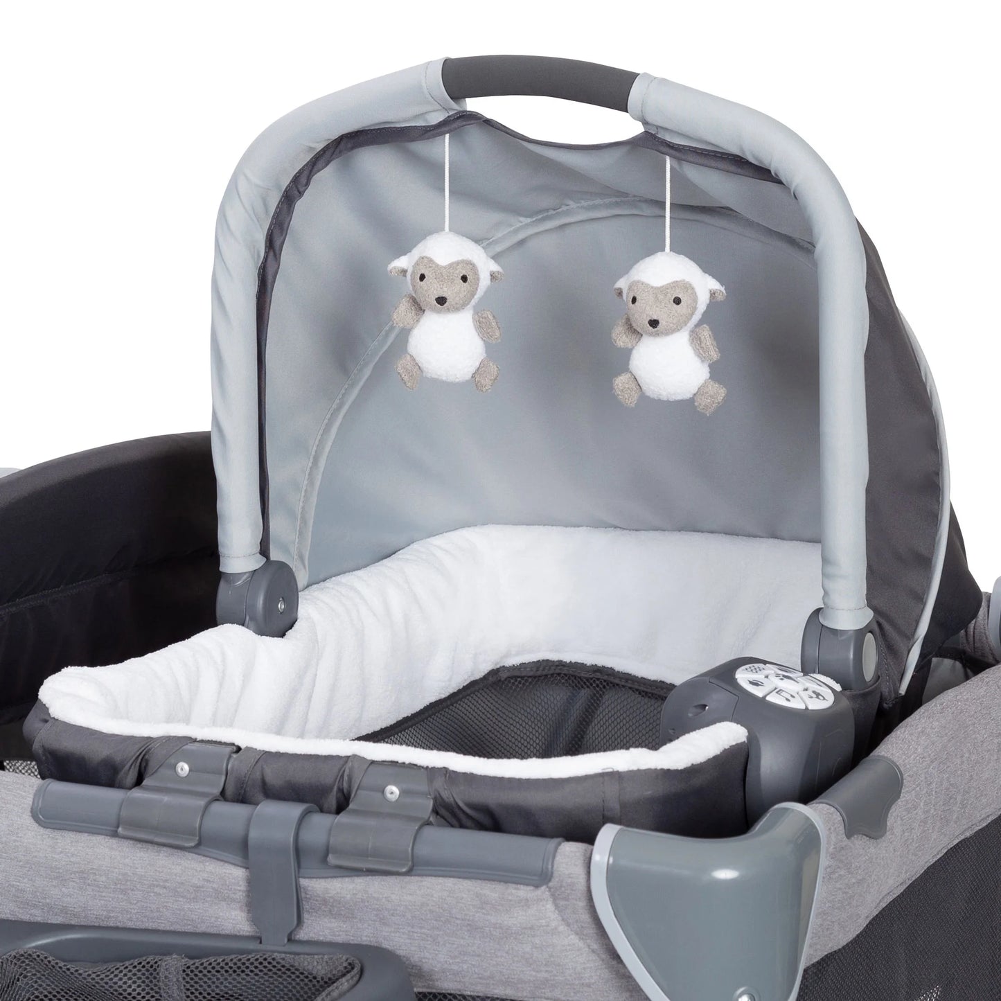 Retreat Nursery Center Playard with Bassinet and Travel Bag in Robin Gray