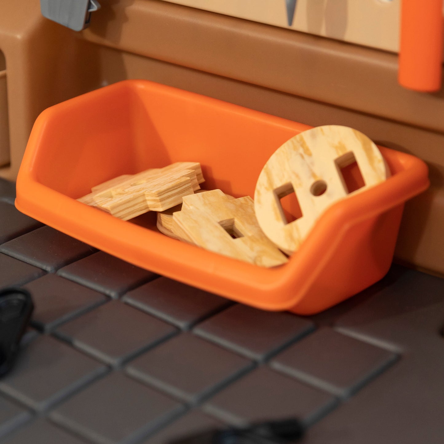 Toddler Workshop Utility Bench with 76-Piece Tool Set