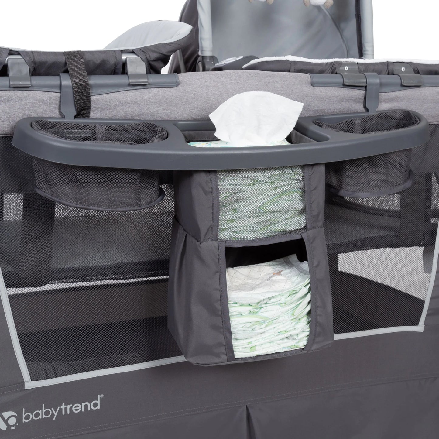 Retreat Nursery Center Playard with Bassinet and Travel Bag in Robin Gray