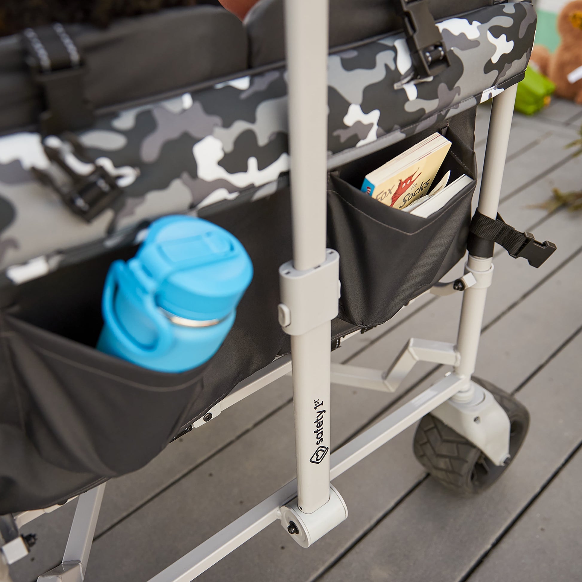 Summit Sprint Quad Wagon Stroller for Four Passengers in Charcoal Camo - Unisex Design for Toddlers