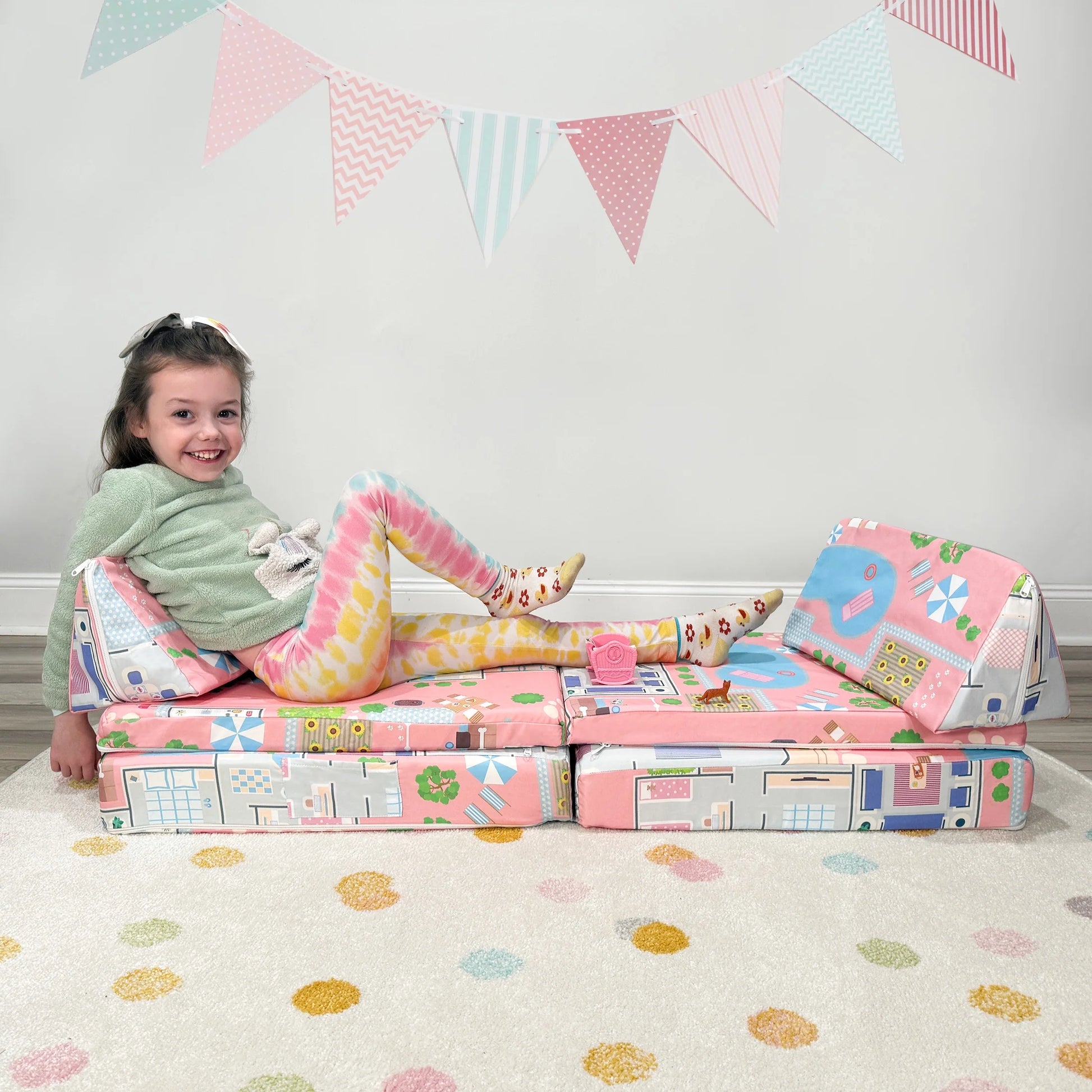 Children's Play Couch and Doll House Set for Toddlers and Young Siblings