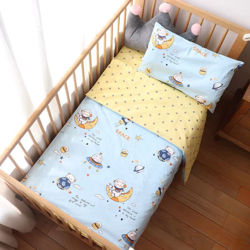 3-Piece Cotton Baby Crib Bedding Set for Boys and Girls, Includes Pillowcase, Sheet, and Duvet Cover, Ideal for Children's Room Decoration