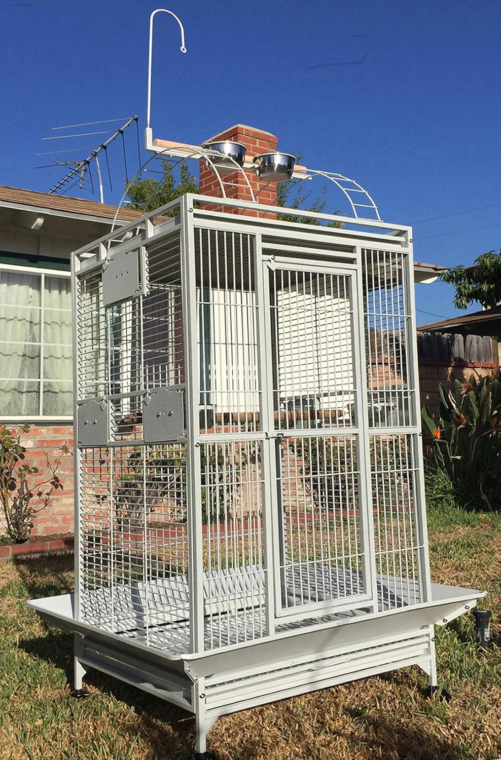 Extra Large Rolling Parrot Cage with Playtop for Macaws, Cockatoos, African Greys, and Amazons (32" L x 23" W x 66" H, Whitevein)