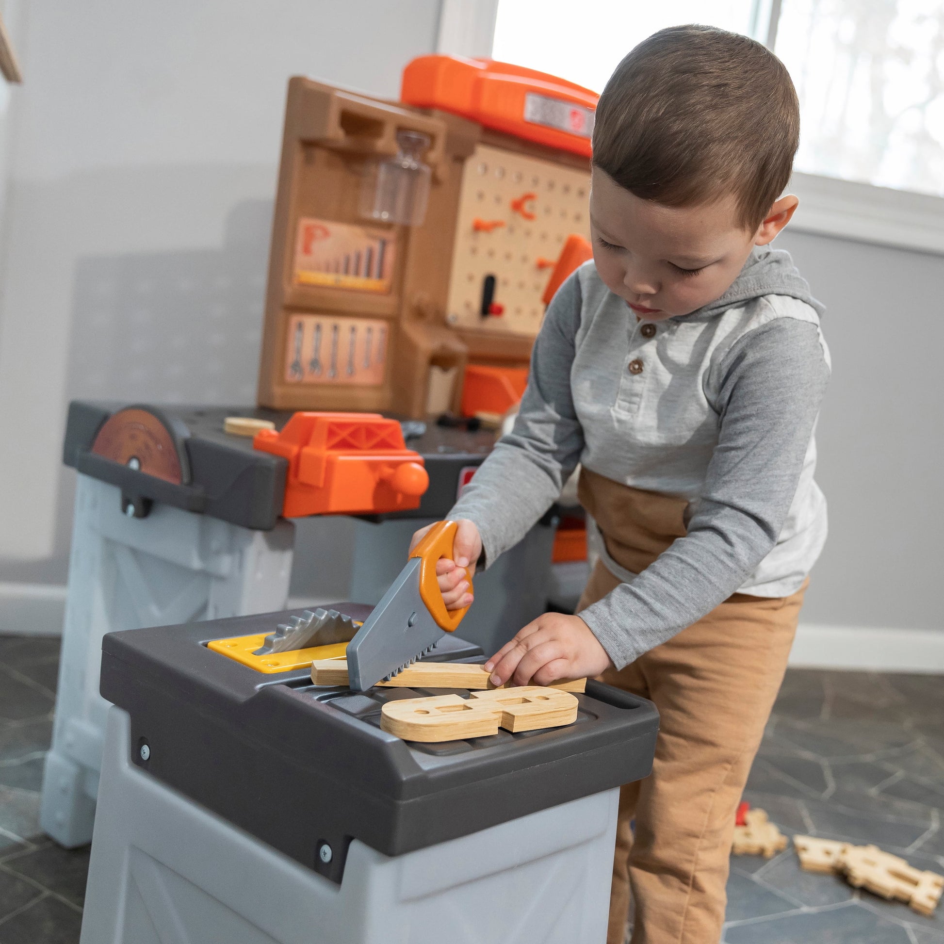 Toddler Workshop Utility Bench with 76-Piece Tool Set