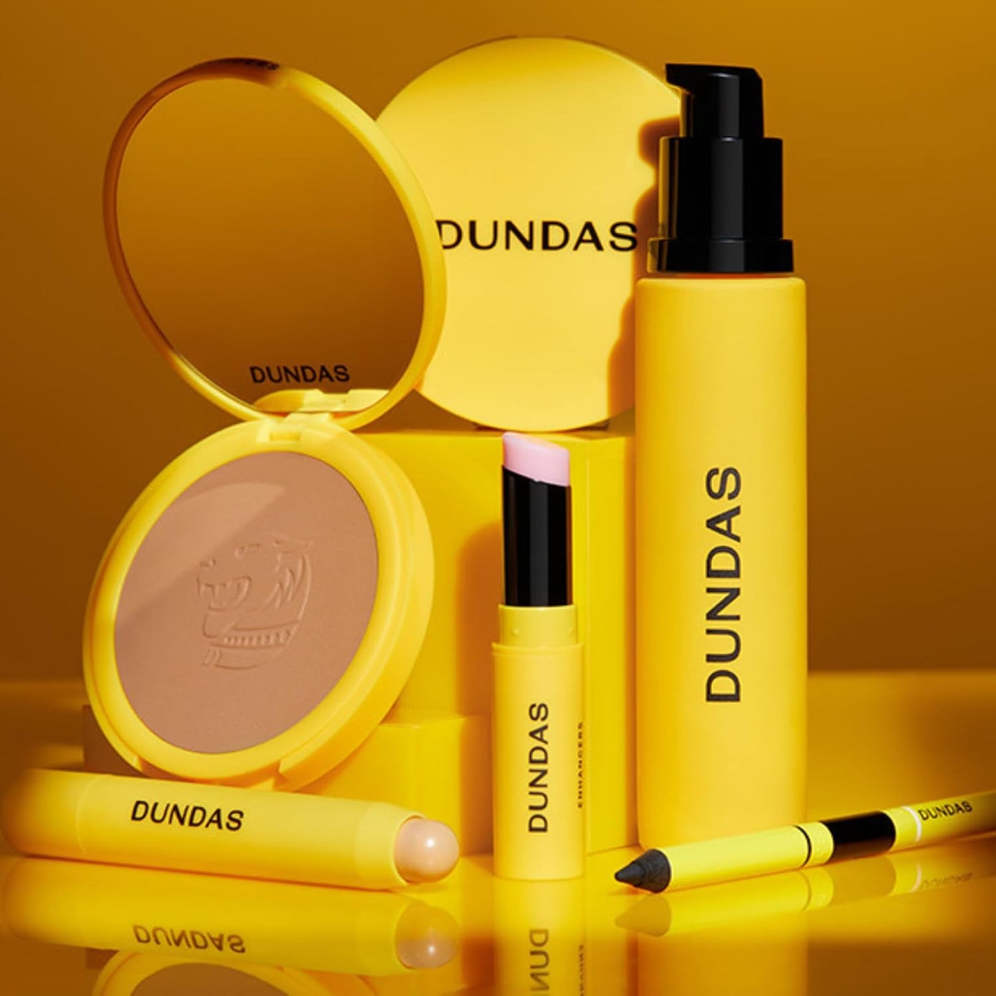 Dundas Bronzer Anonymous, Contour Powder for Face and Body, Bronzing Shimmer, Matte Finish, Face Make up for All Skin Types, Cruelty Free Natural Makeup, Buildable Coverage, Easy to Blend, (Step 3)