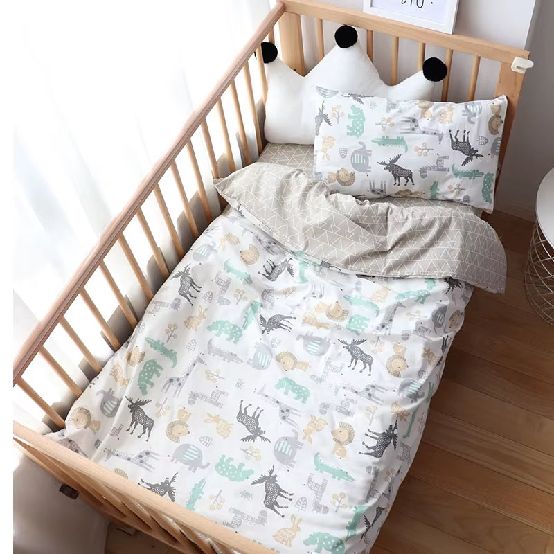3-Piece Cotton Baby Crib Bedding Set for Boys and Girls, Includes Pillowcase, Sheet, and Duvet Cover, Ideal for Children's Room Decoration