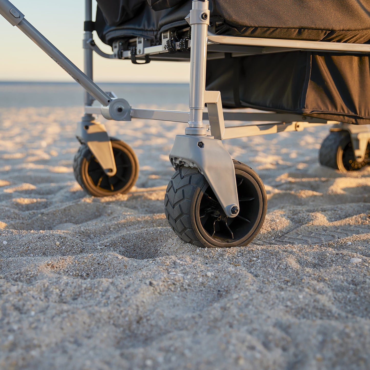 Summit Sprint Quad Wagon Stroller for Four Passengers in Charcoal Camo - Unisex Design for Toddlers