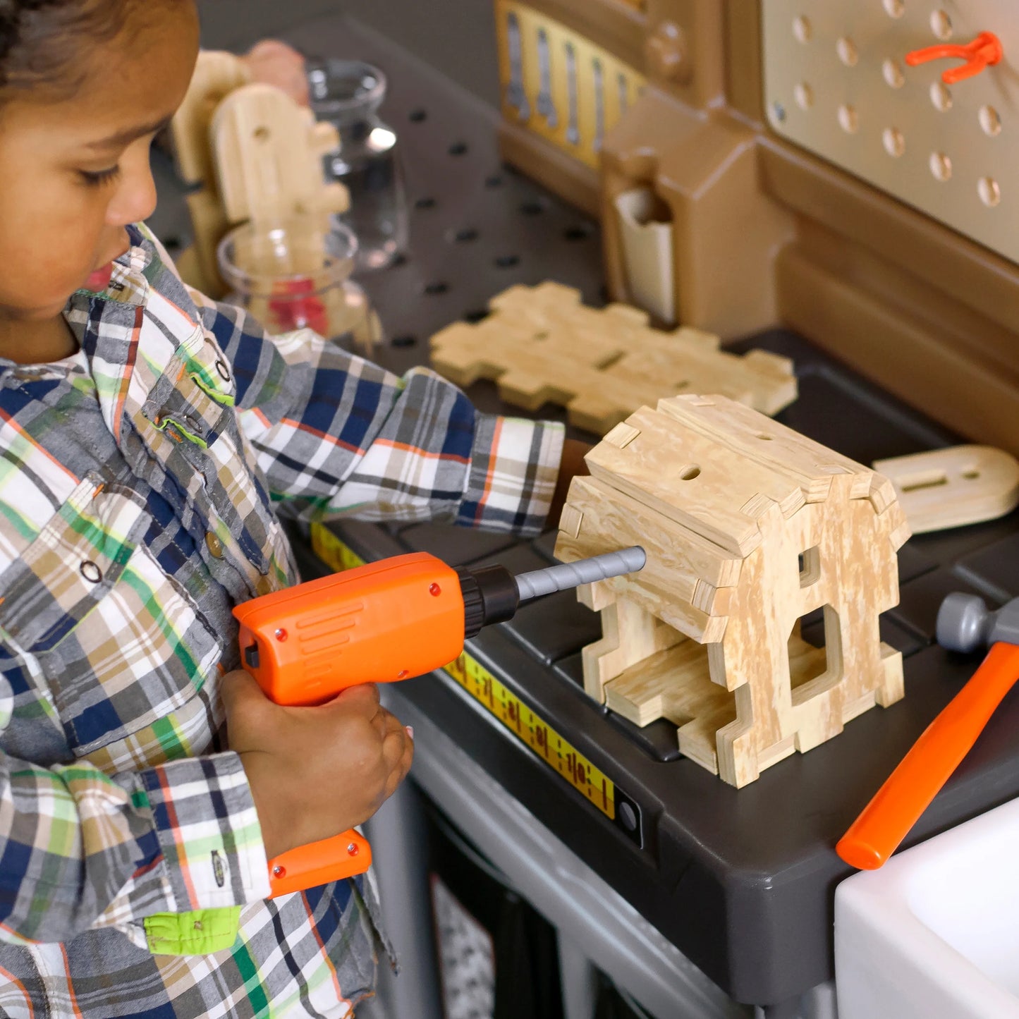 Toddler Workshop Utility Bench with 76-Piece Tool Set