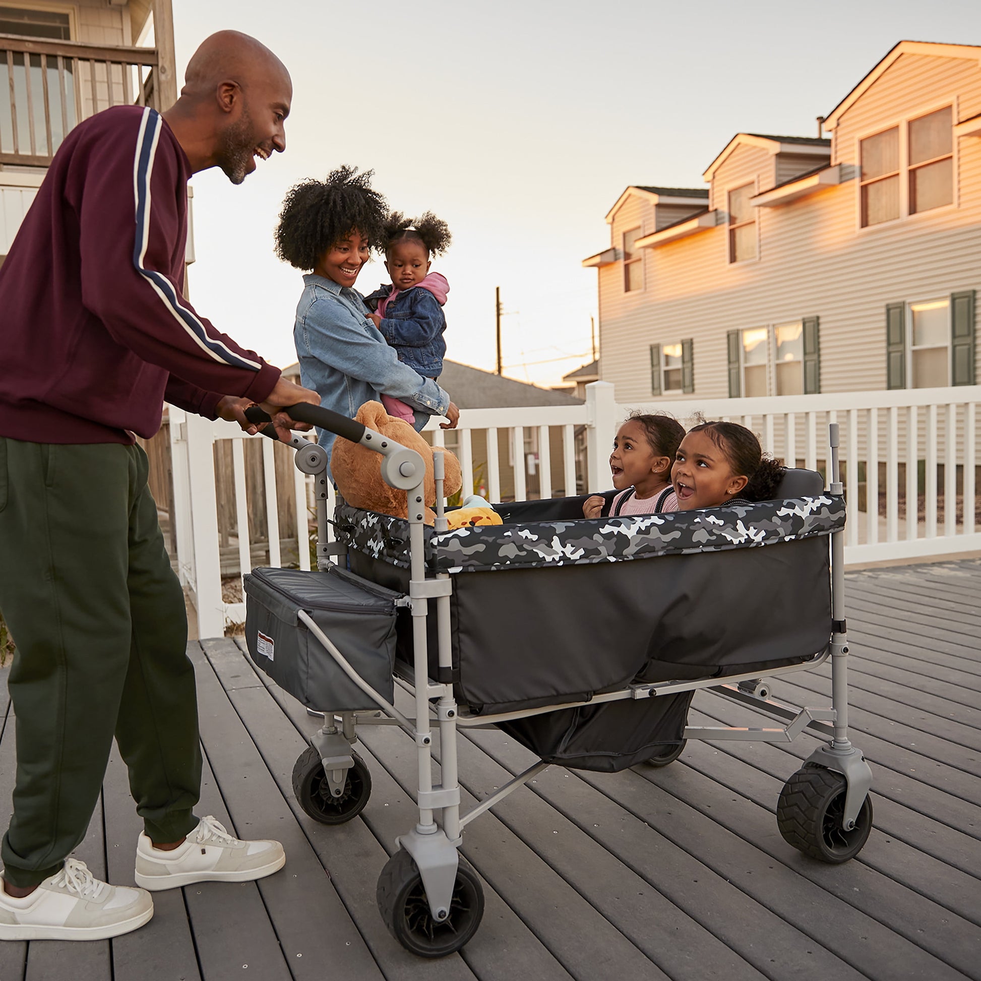 Summit Sprint Quad Wagon Stroller for Four Passengers in Charcoal Camo - Unisex Design for Toddlers