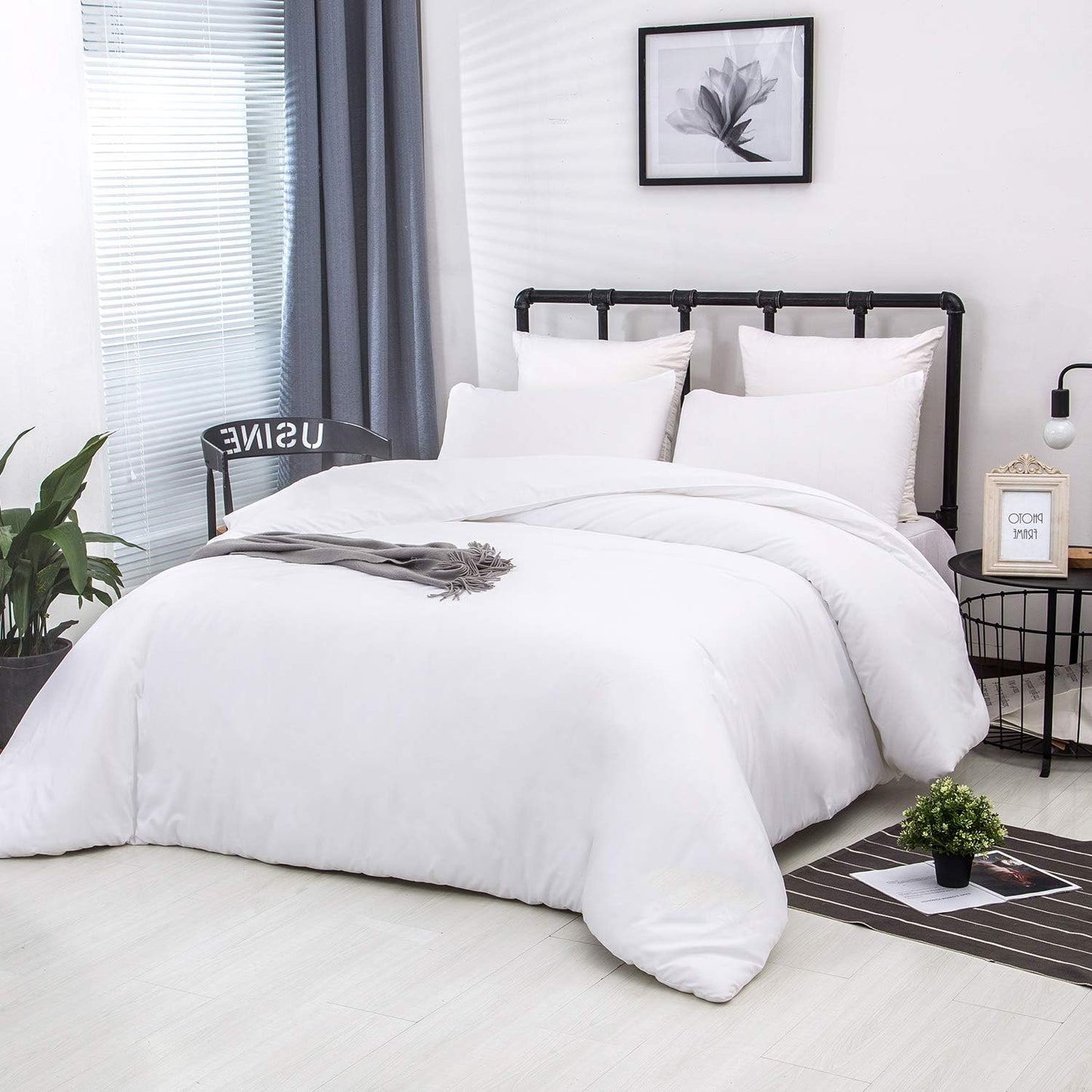 Queen Size 3-Piece White Comforter Set with Two Pillowcases - All-Season Soft Bedding Collection